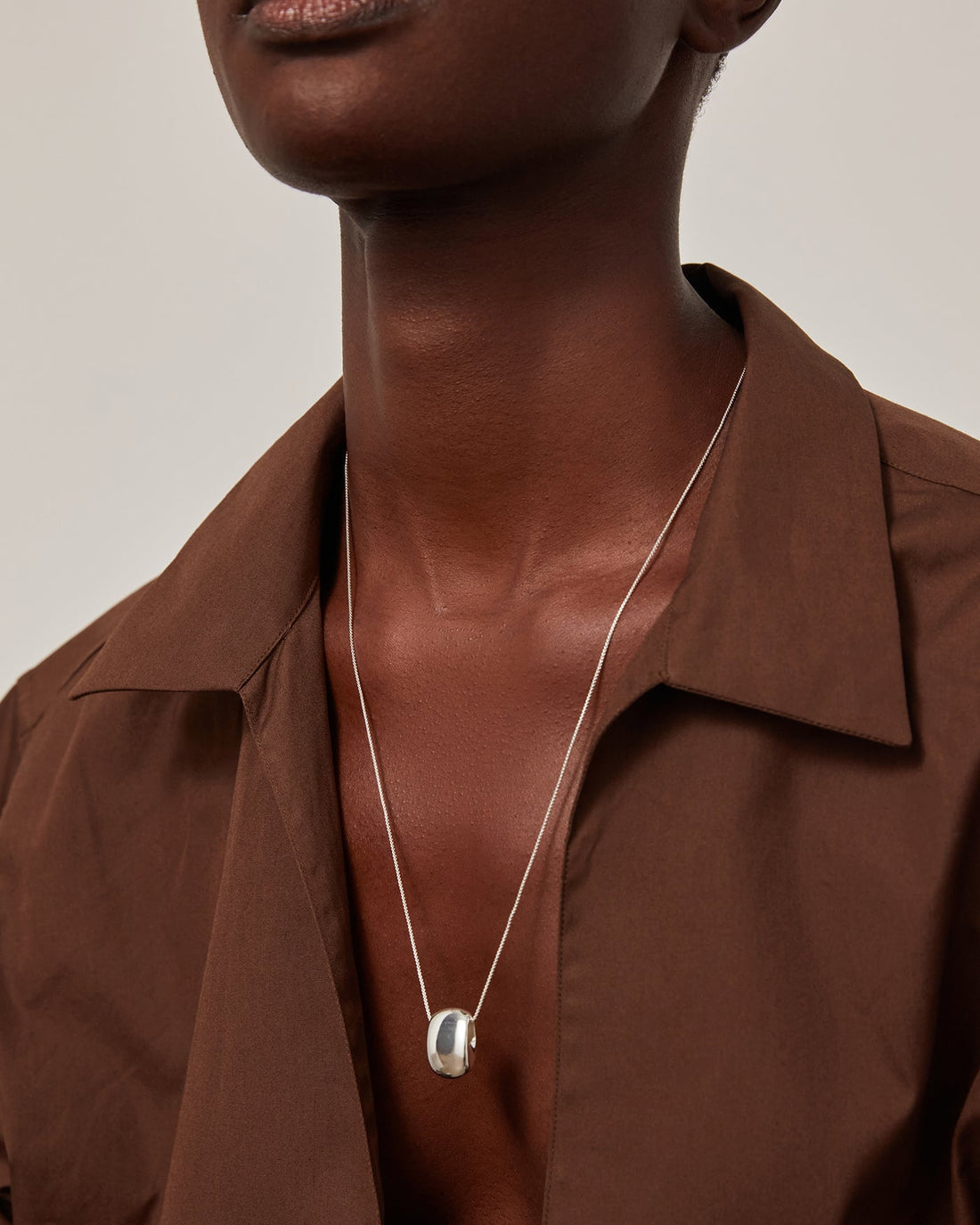 Leon Pendant Necklace Silver