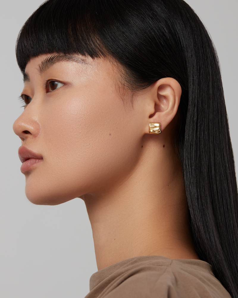 Mini Sundra Earrings High Polish Gold