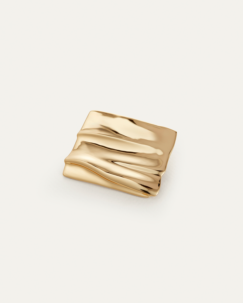 Sundra Brooch High Polish Gold