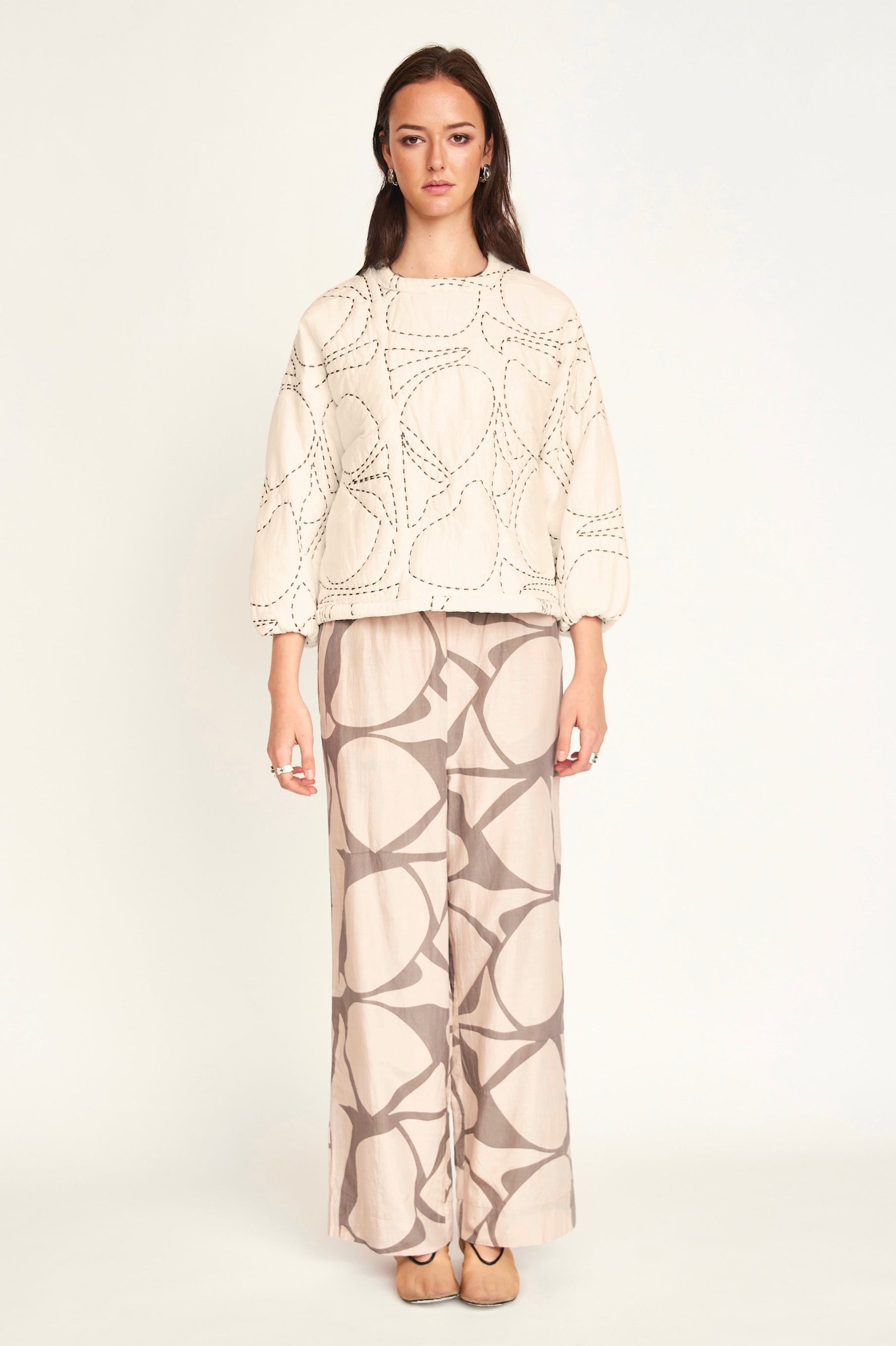 Yukon Quilted Sweatshirt In Ivory Jurassic Kantha