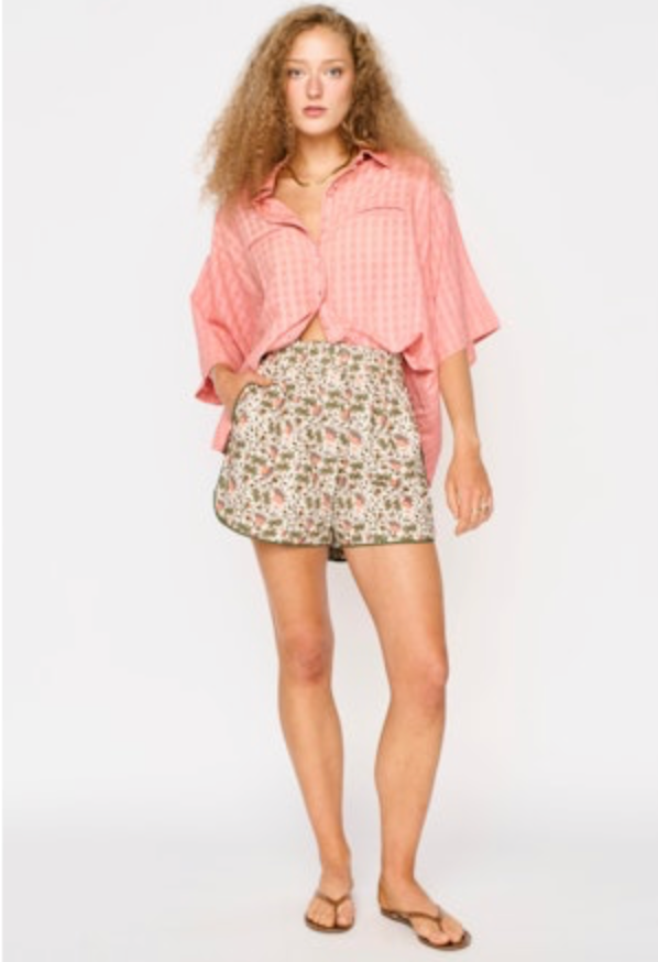 Track Short in Pink Cowrie