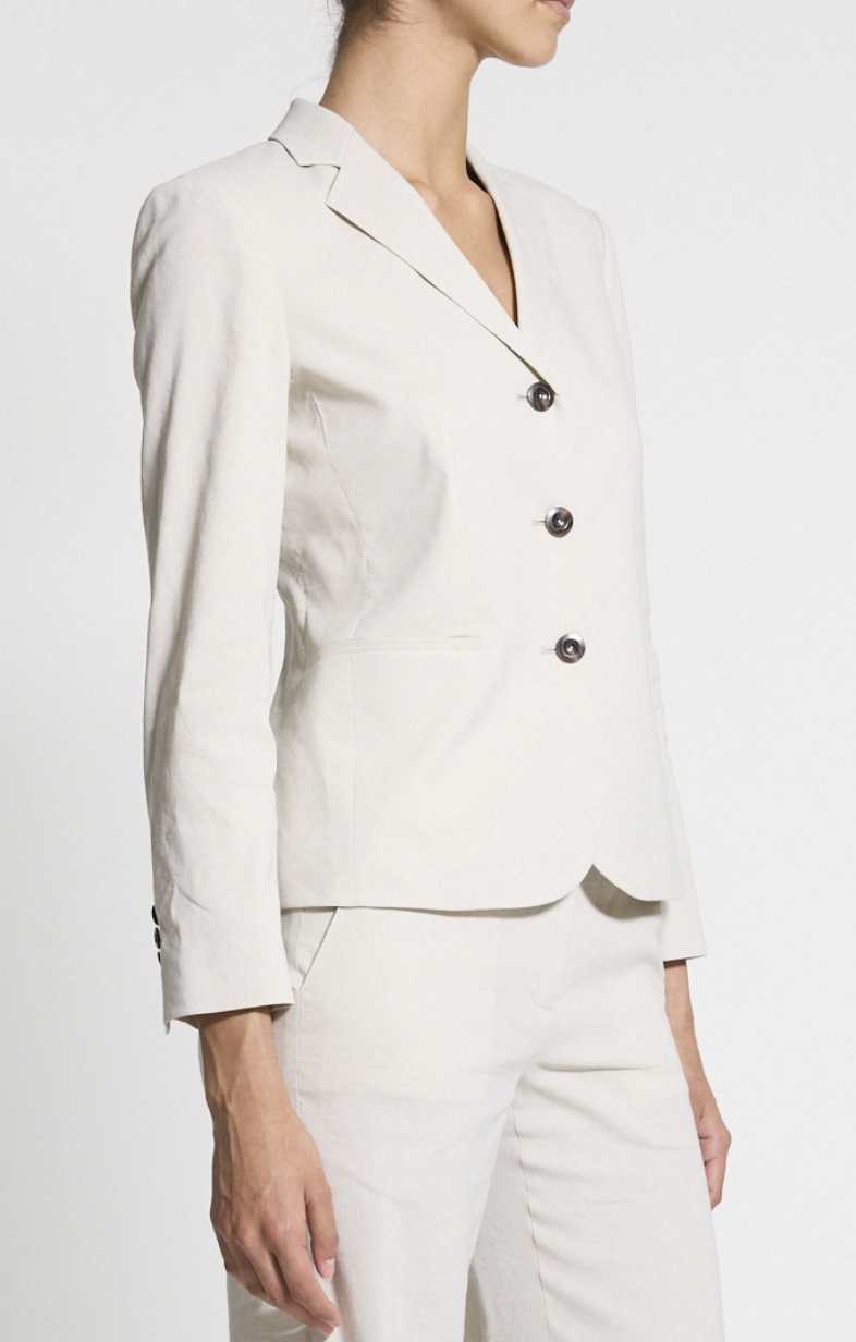 Shrunken 3 Button Jacket in Good Crunch Linen White Clay