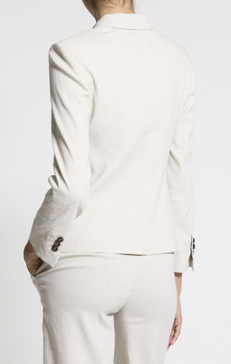 Shrunken 3 Button Jacket in Good Crunch Linen White Clay
