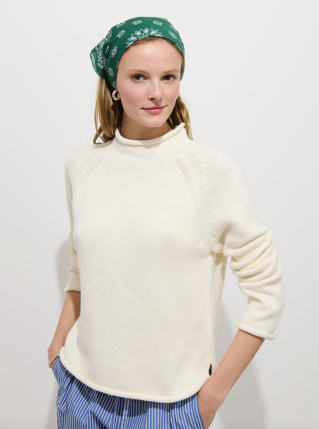 Eastport Rollneck in Cotton Sea Salt