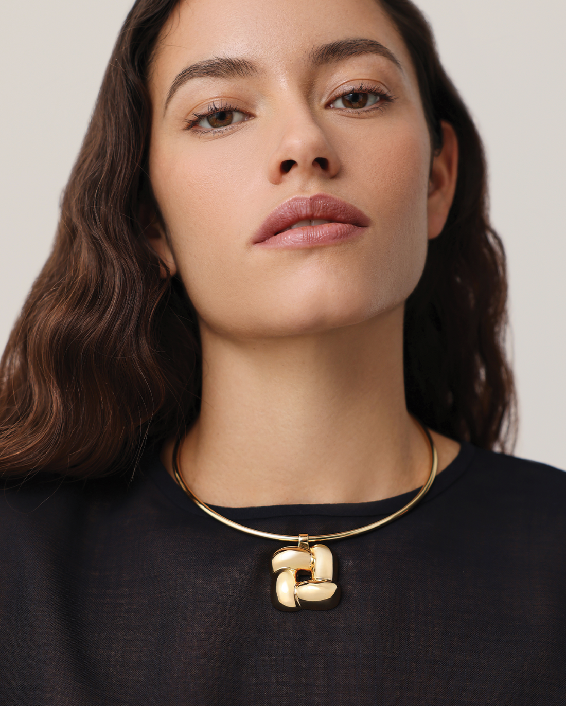 Woven Square Collar Gold