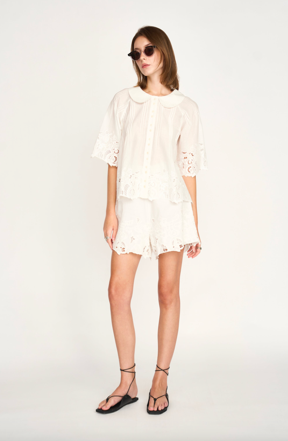Kerala Short Sleeved Blouse in White Embroidered Deco