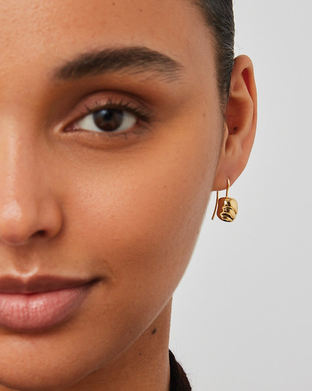 Rue Drop Earrings Gold