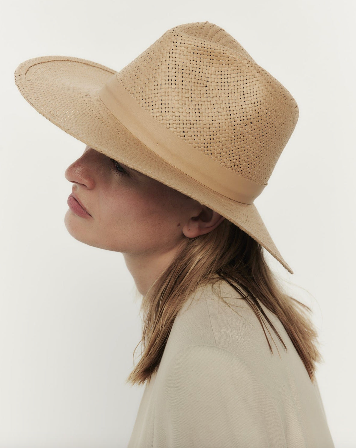 Simone Hat Sand