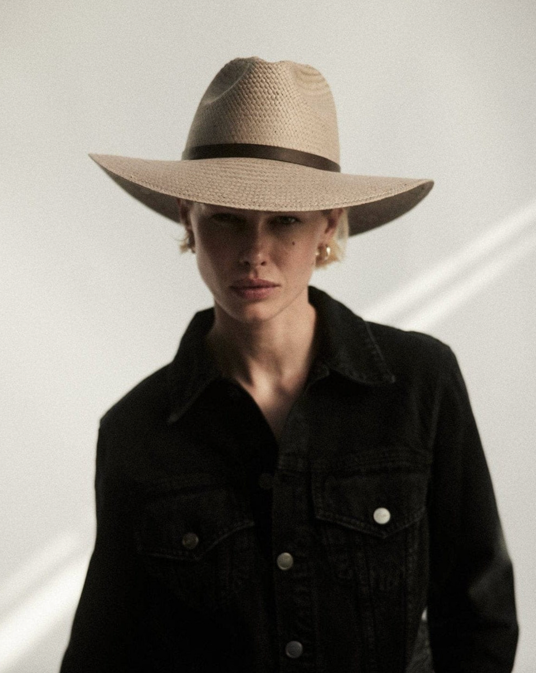 Judith Hat Taupe