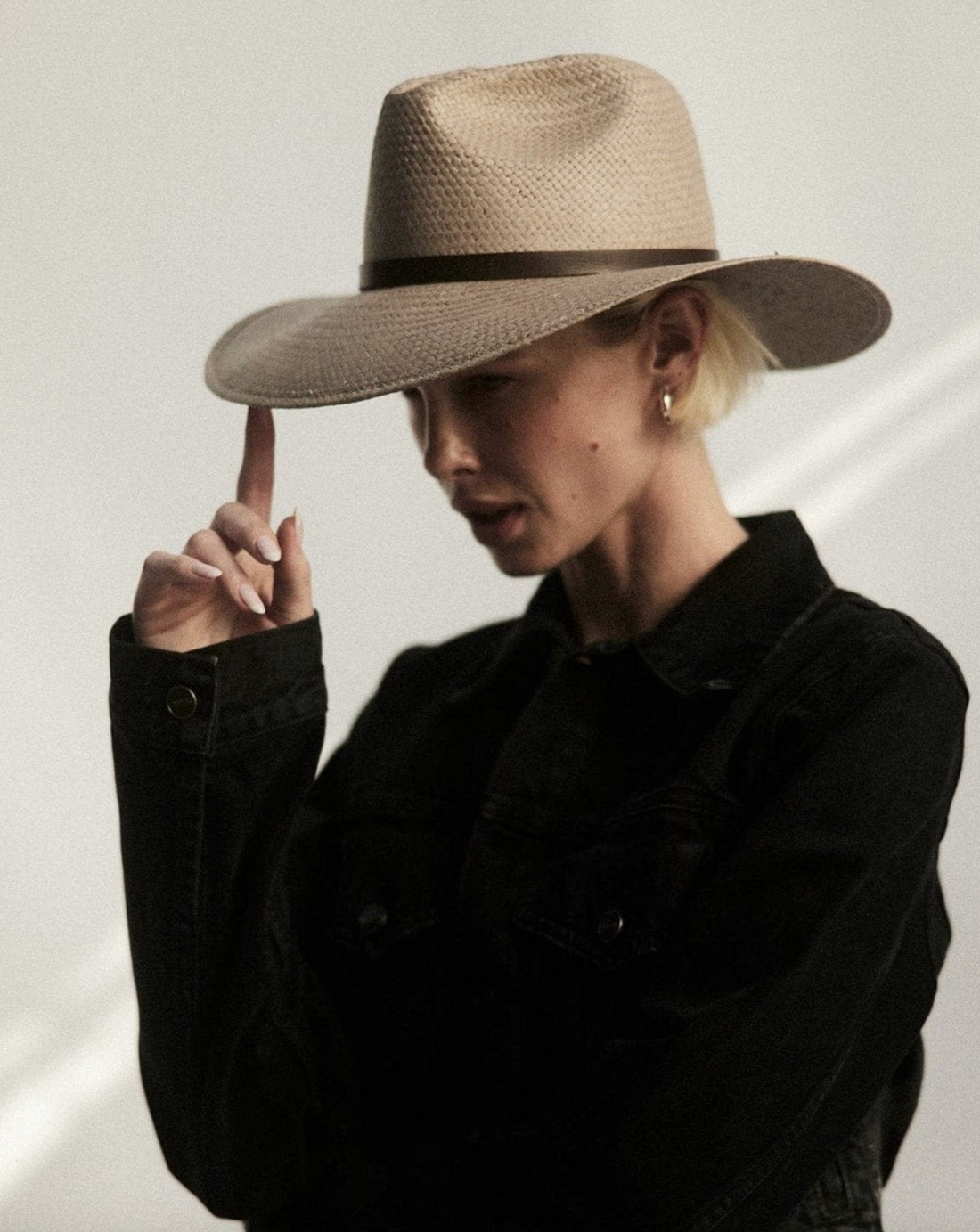 Judith Hat Taupe