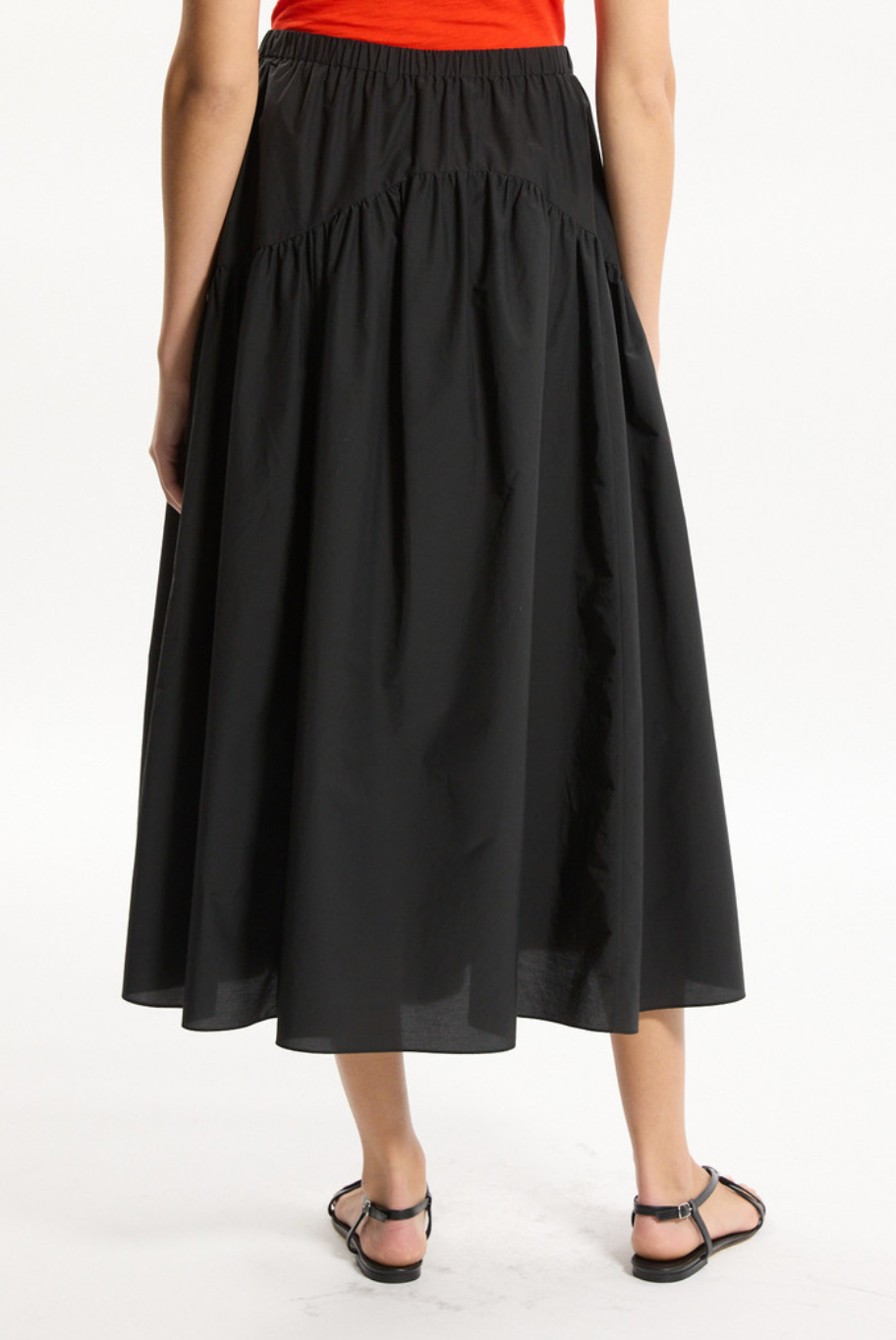 Curved Yoke Skirt Black
