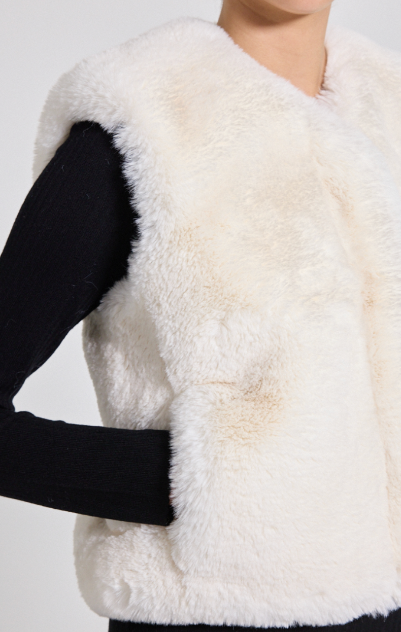 Faux Fur Vest Ivory