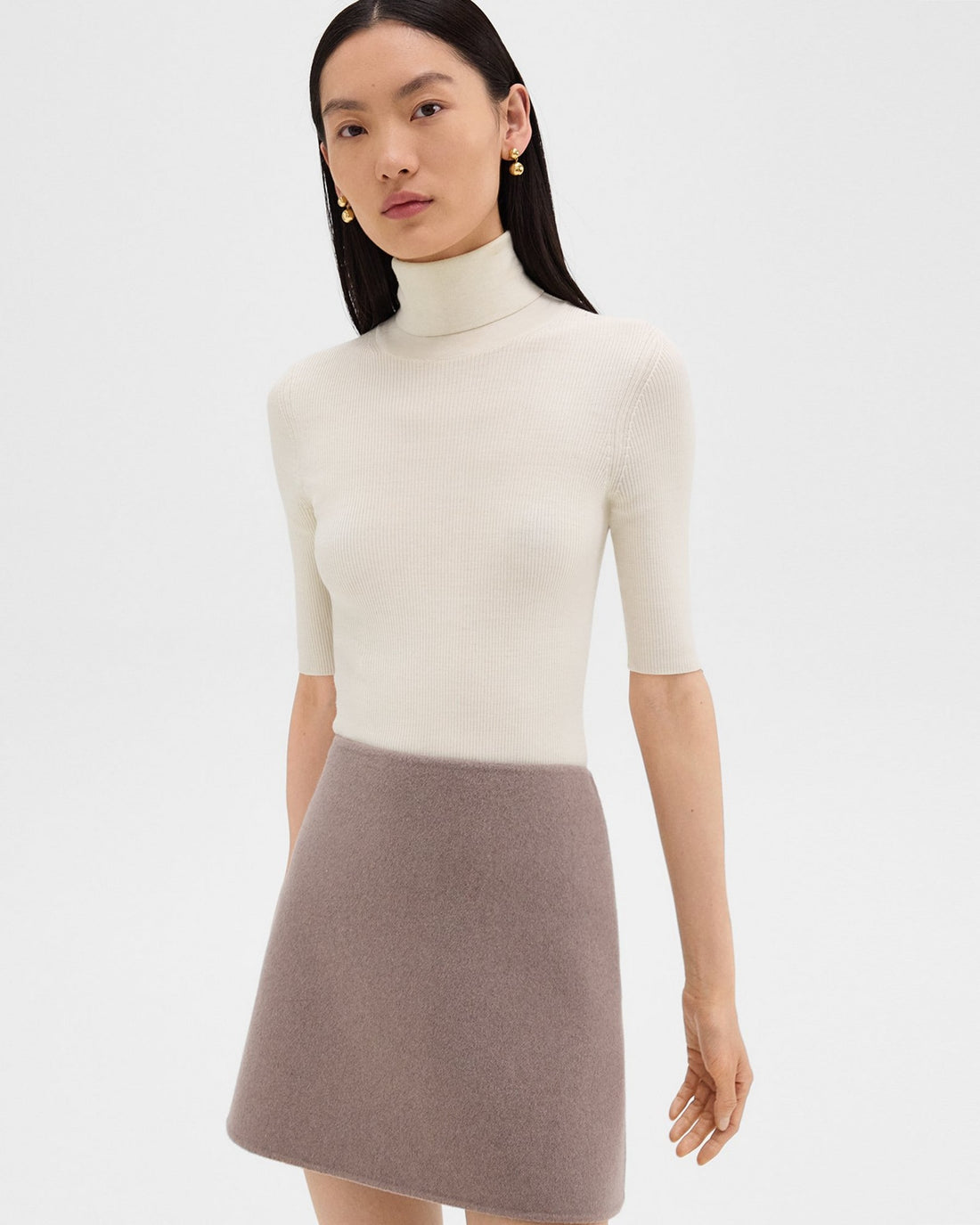 Leenda Short Sleeve Turtleneck Sweater Ivory