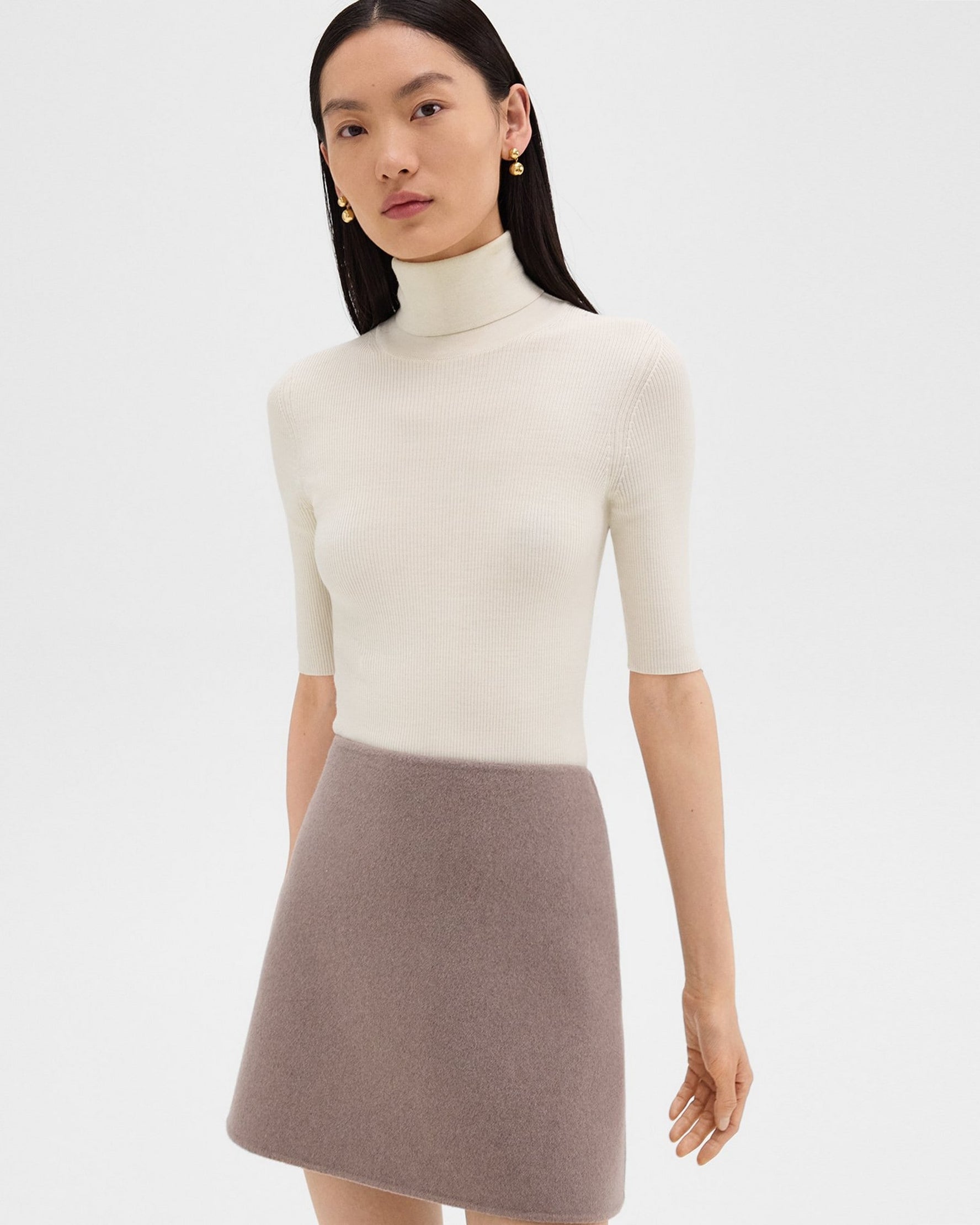 Leenda Short Sleeve Turtleneck Sweater Ivory