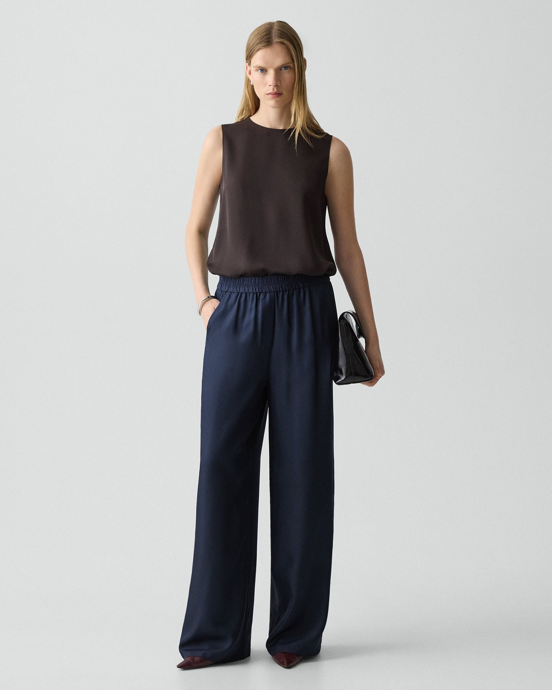 Pull-On Track Pant Navy